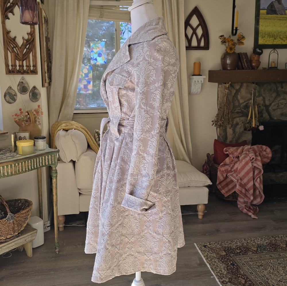 STUNNING Vintage Lace Trench Coat Romantic Goth - Picture 3 of 11